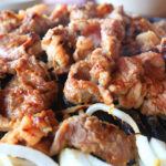 松川町の隠れた名店「赤木野精肉店」｜絶品ジンギスカンと新鮮な馬刺しを堪能